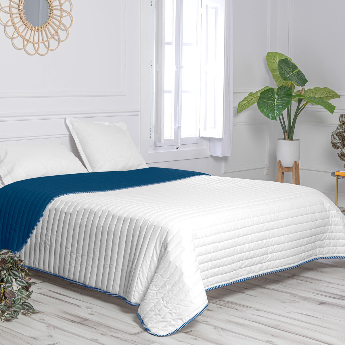 Sengetæppe med to sider HappyFriday Basic Dash Hvid Marineblå 180 x 260 cm